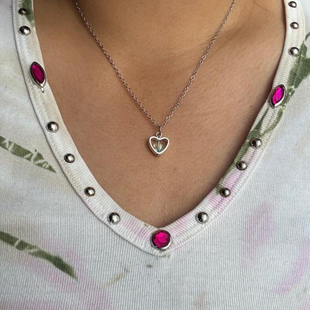 Silver heart pendant necklace with